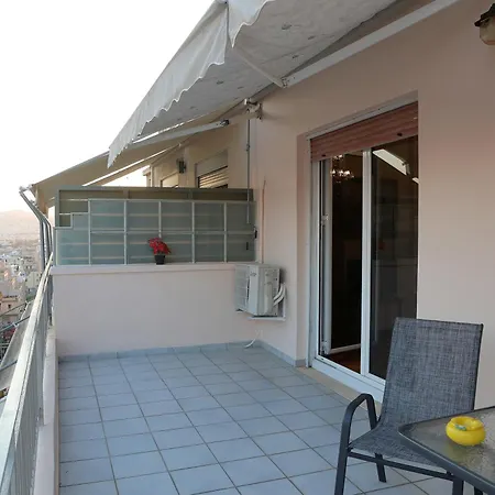 Omonoia Classic Manor Apartment