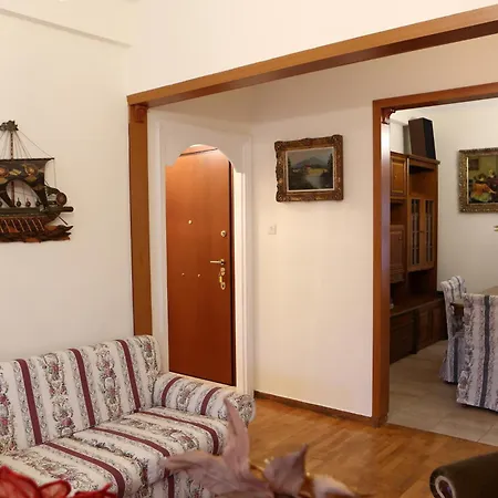 Omonoia Classic Manor *